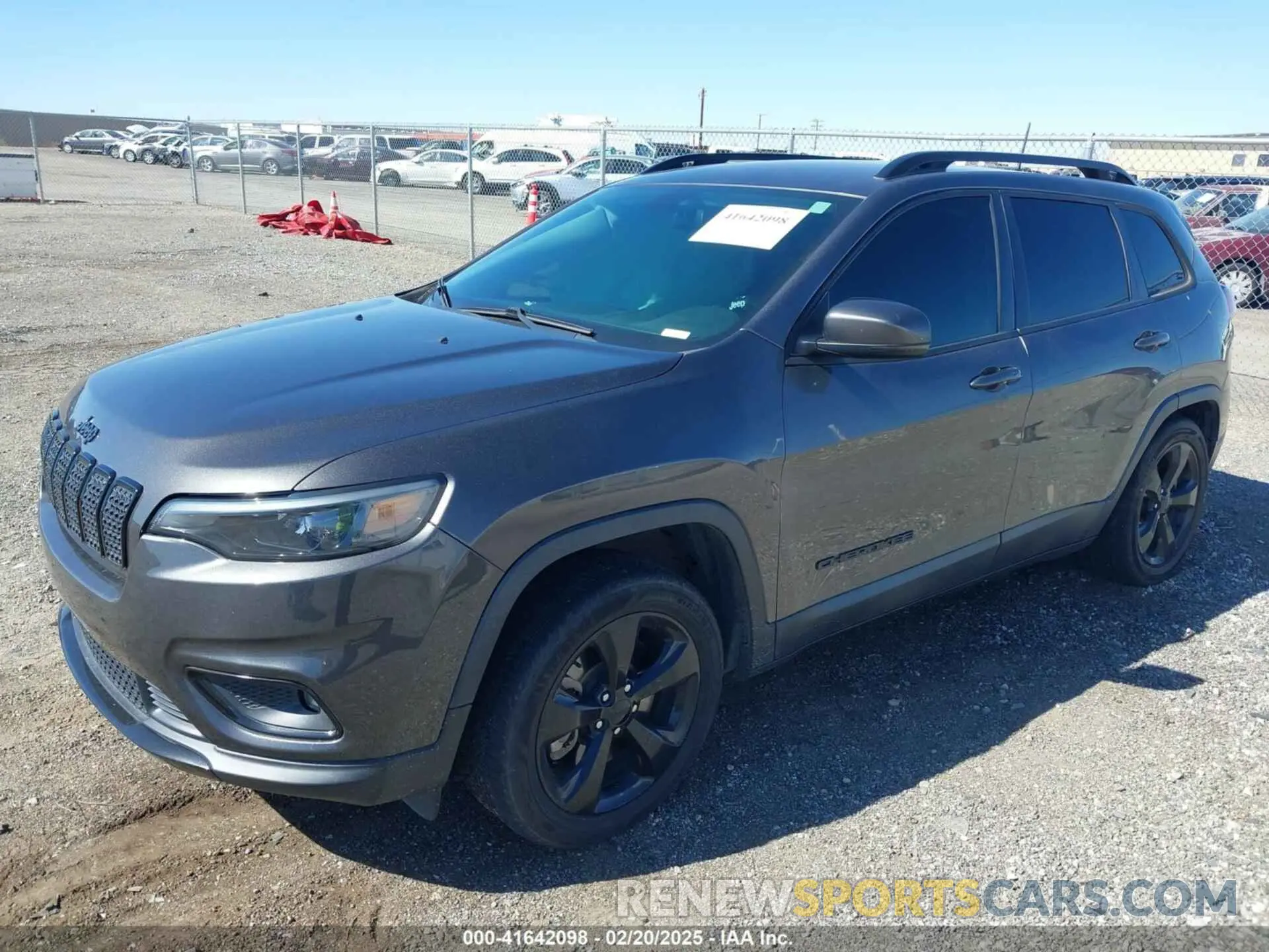 2 Photograph of a damaged car 1C4PJLLB2KD438654 JEEP CHEROKEE 2019
