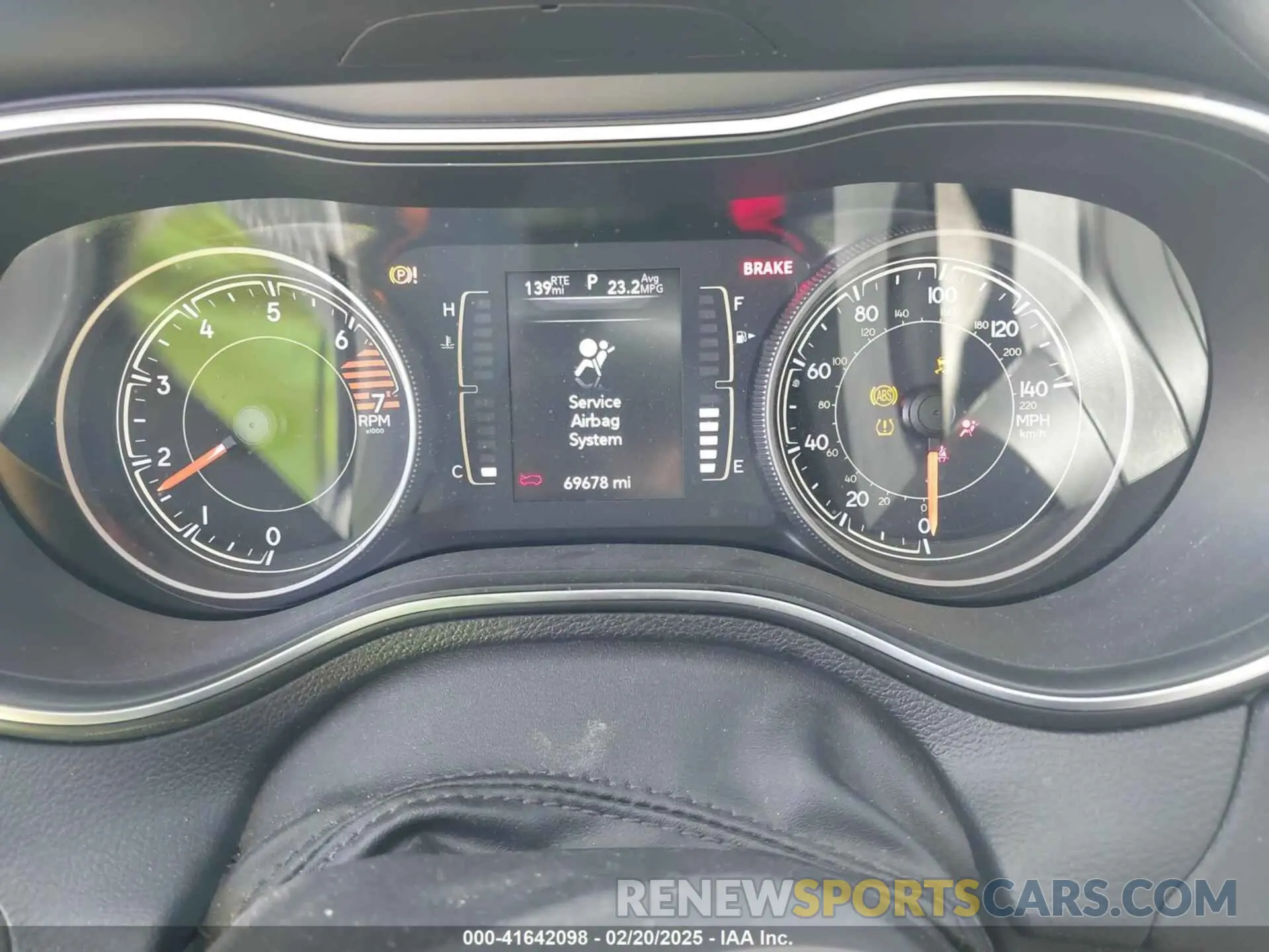 7 Photograph of a damaged car 1C4PJLLB2KD438654 JEEP CHEROKEE 2019