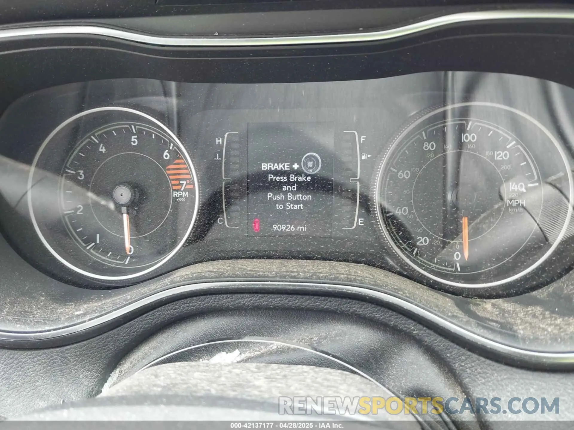 7 Photograph of a damaged car 1C4PJLLB3KD243047 JEEP CHEROKEE 2019