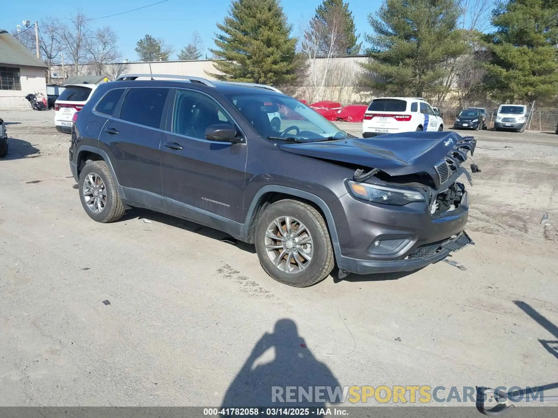 1 Photograph of a damaged car 1C4PJLLB3KD406294 JEEP CHEROKEE 2019