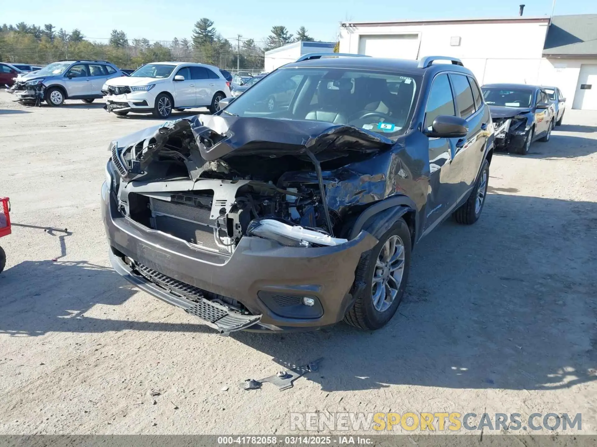 6 Photograph of a damaged car 1C4PJLLB3KD406294 JEEP CHEROKEE 2019