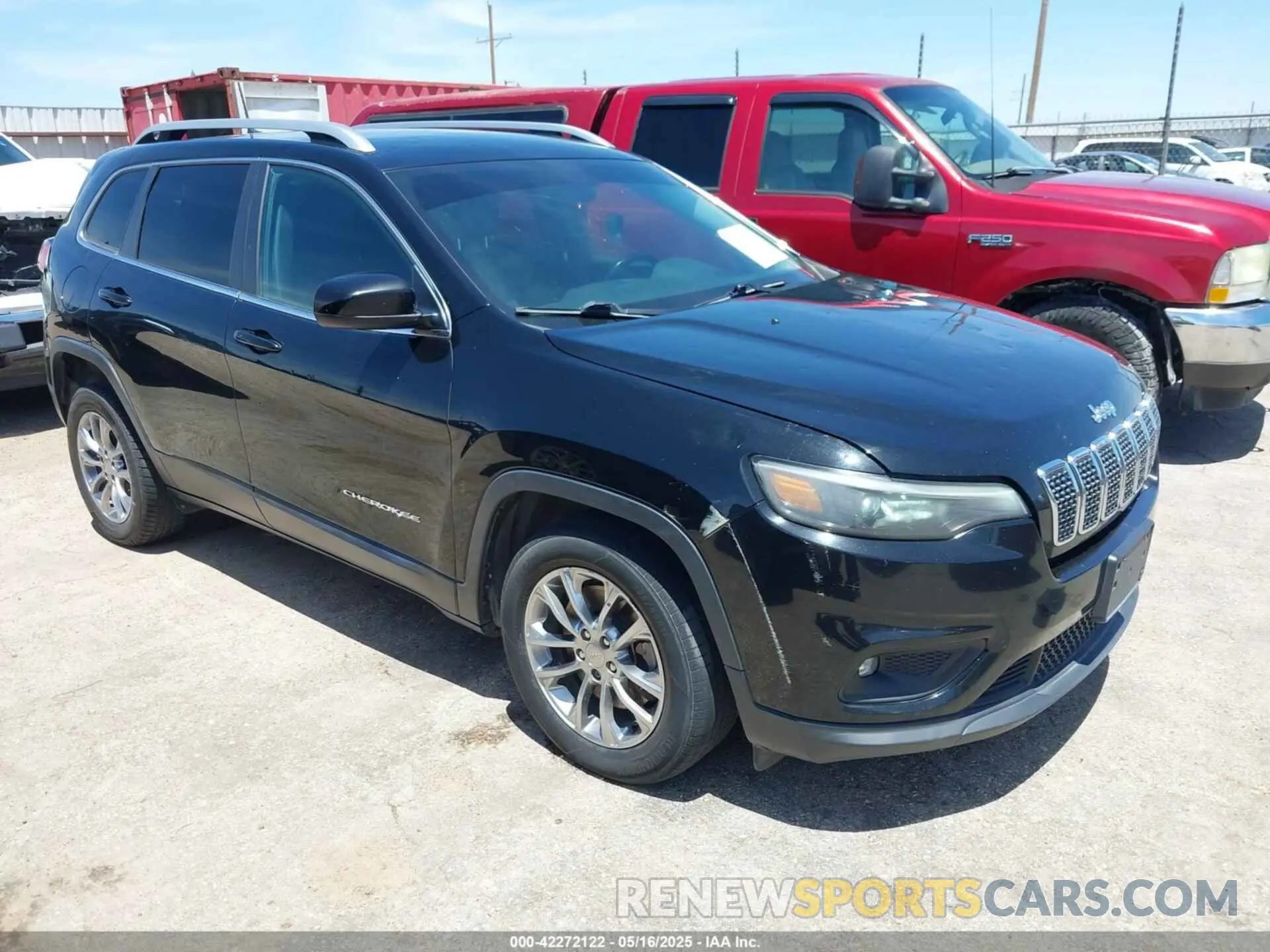 1 Photograph of a damaged car 1C4PJLLB5KD226332 JEEP CHEROKEE 2019