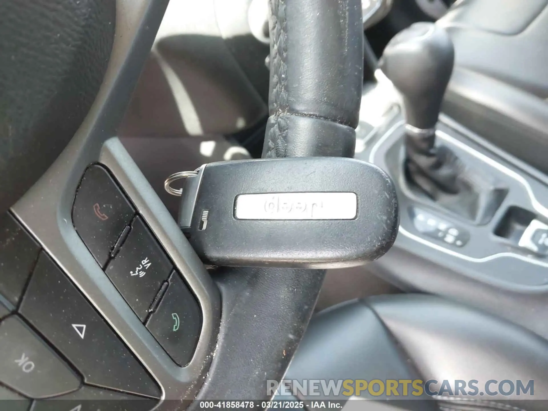 11 Photograph of a damaged car 1C4PJLLB5KD301109 JEEP CHEROKEE 2019