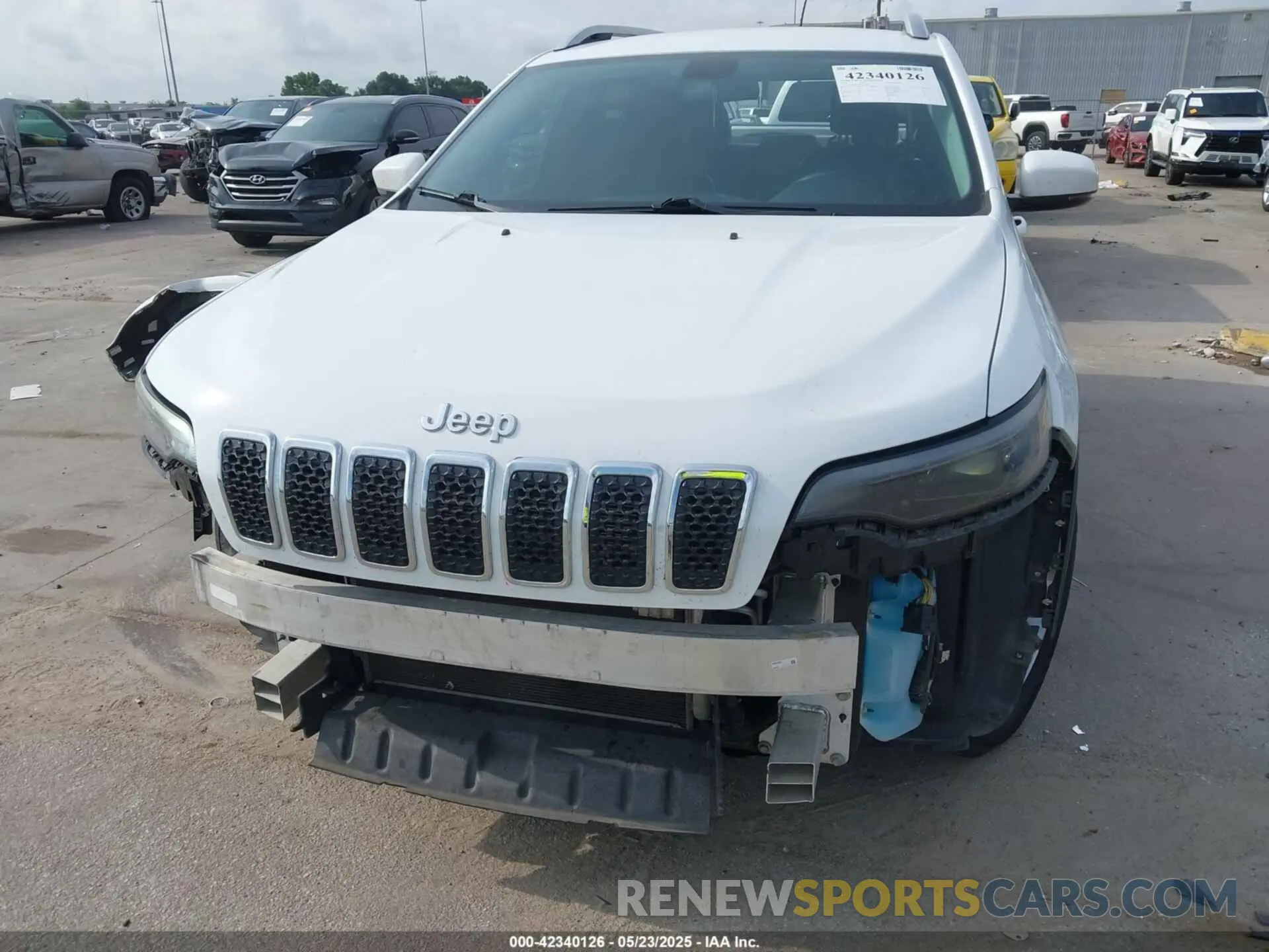 6 Photograph of a damaged car 1C4PJLLB5KD331890 JEEP CHEROKEE 2019