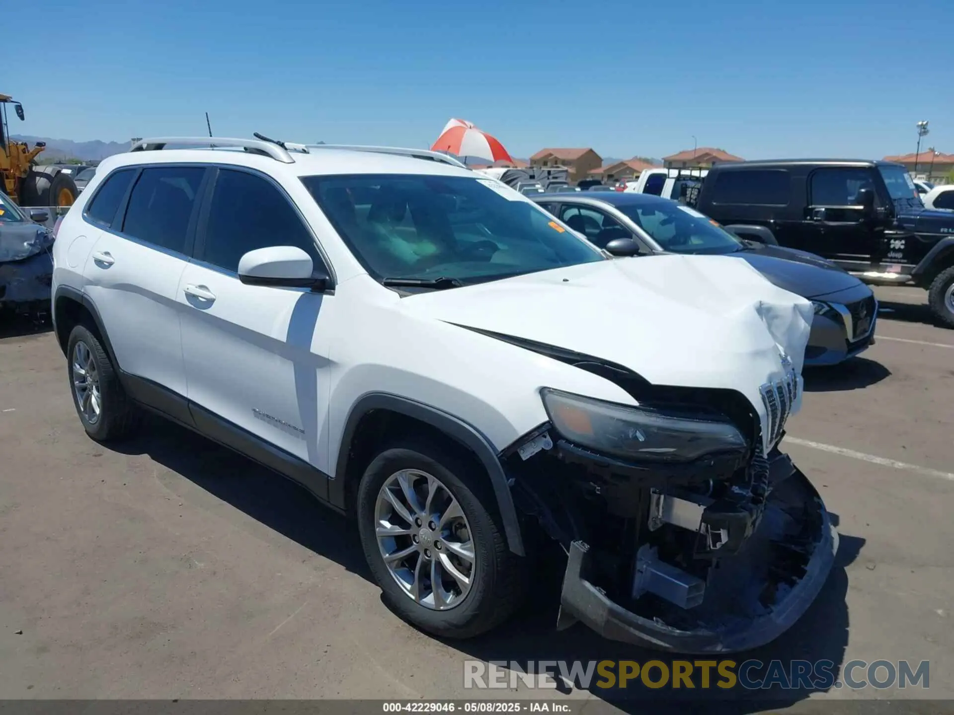 1 Photograph of a damaged car 1C4PJLLB6KD420089 JEEP CHEROKEE 2019