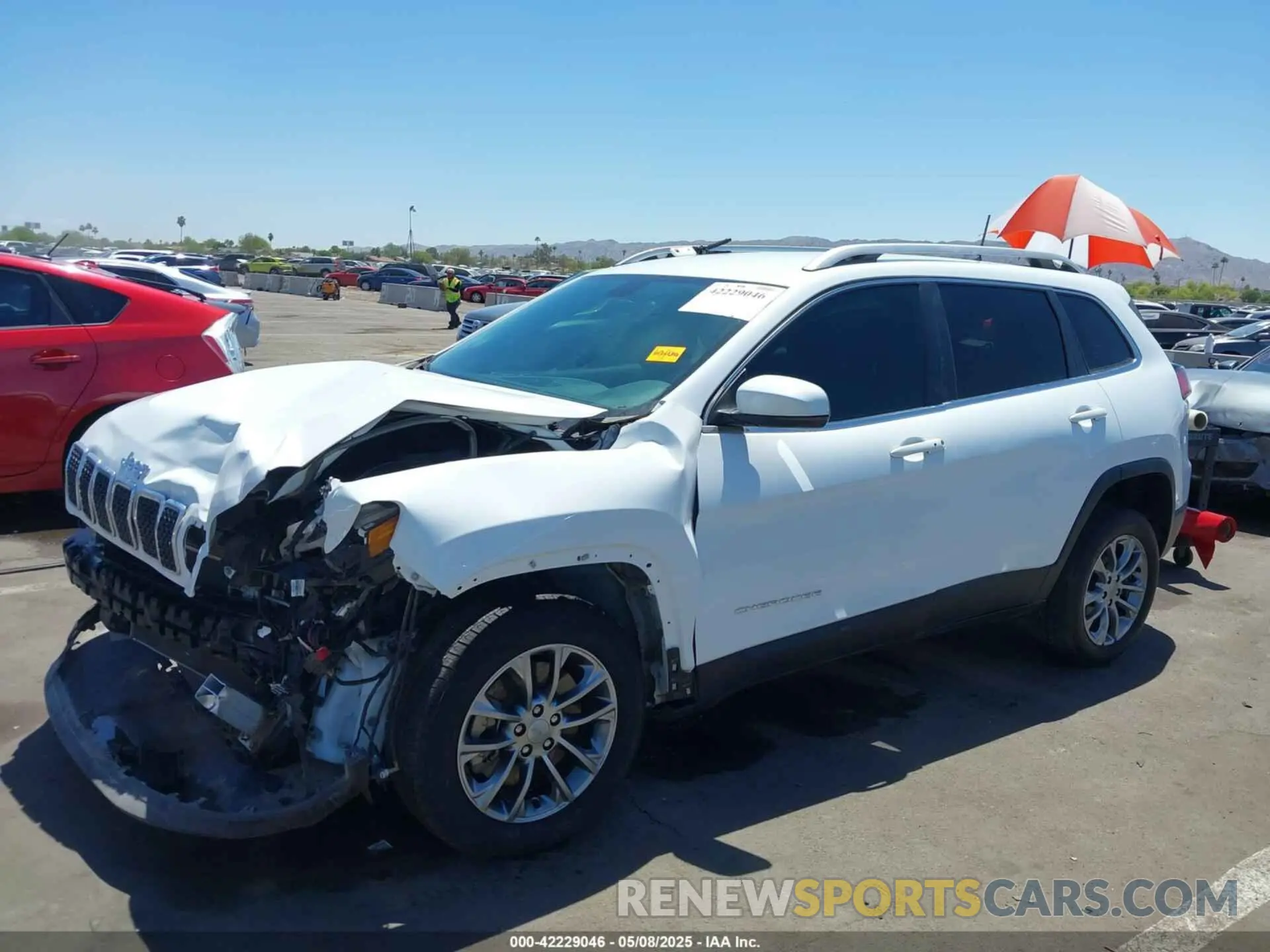 2 Photograph of a damaged car 1C4PJLLB6KD420089 JEEP CHEROKEE 2019