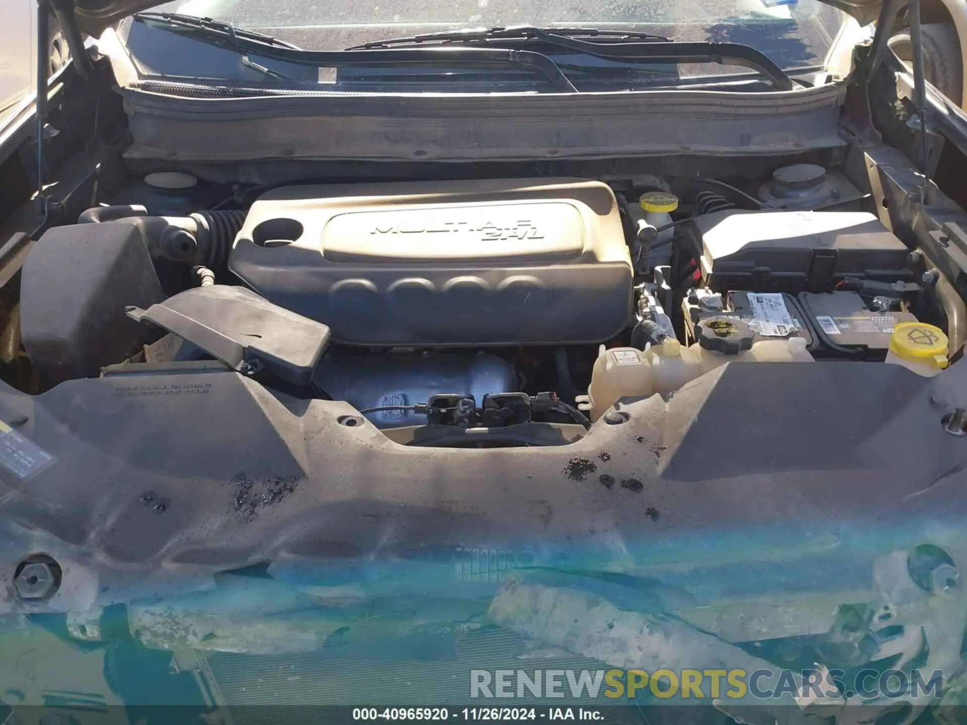 10 Photograph of a damaged car 1C4PJLLB7KD434115 JEEP CHEROKEE 2019