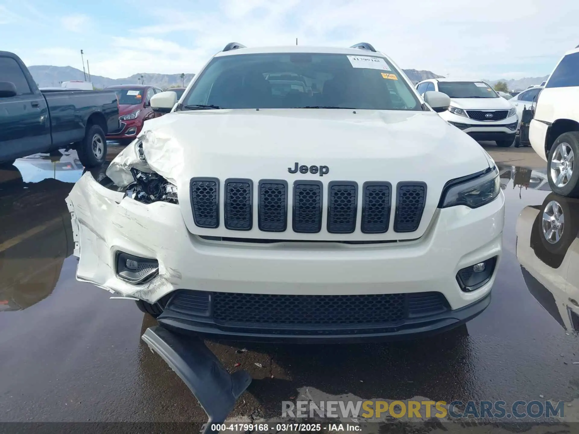 12 Photograph of a damaged car 1C4PJLLB7KD479071 JEEP CHEROKEE 2019