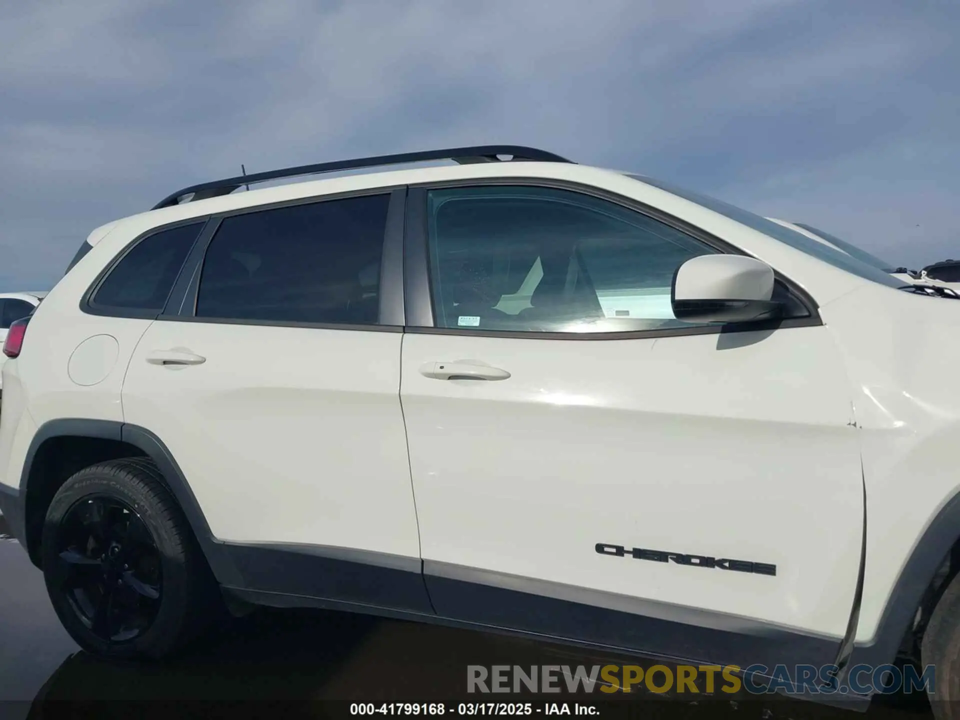 13 Photograph of a damaged car 1C4PJLLB7KD479071 JEEP CHEROKEE 2019