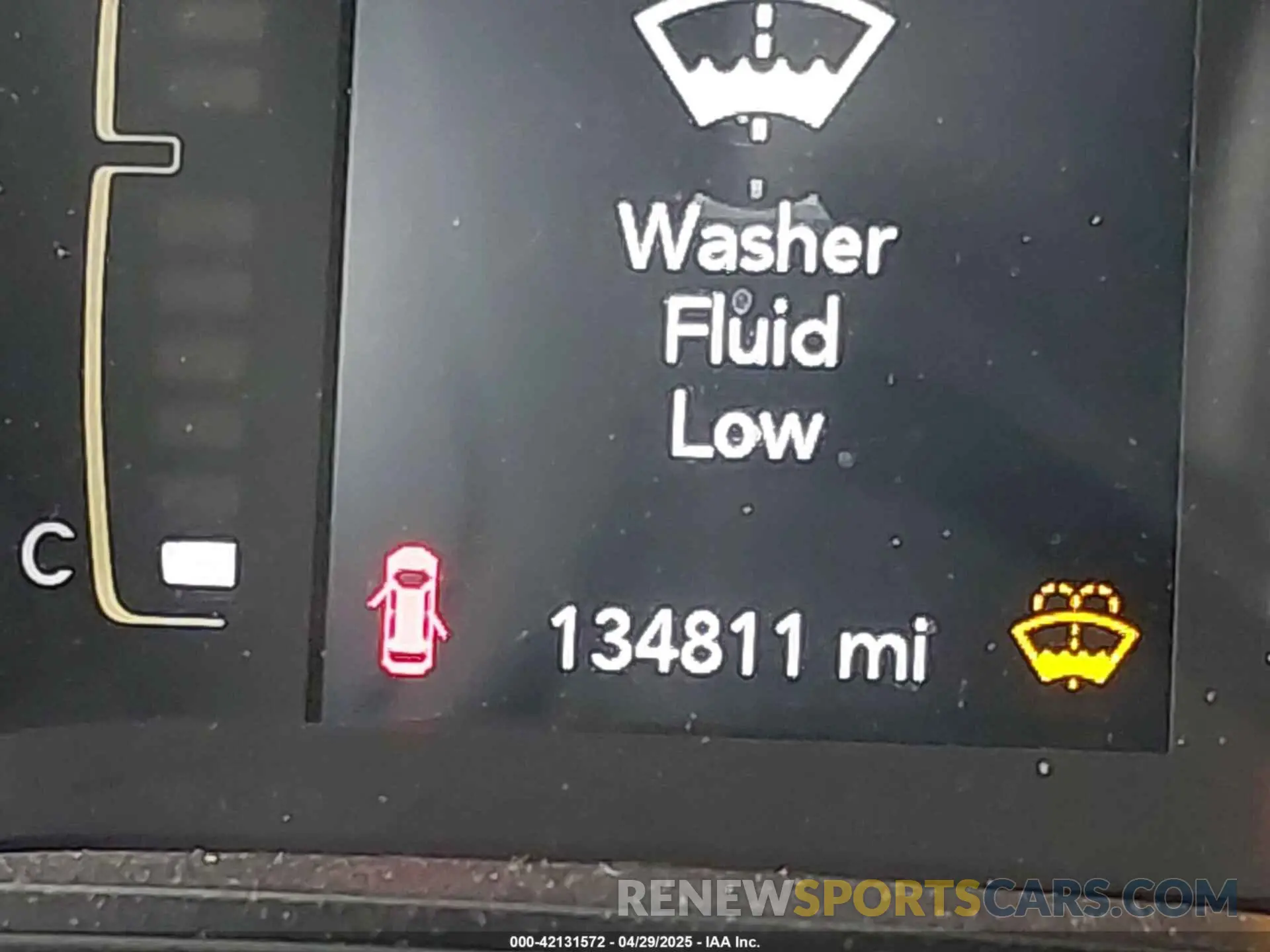 15 Photograph of a damaged car 1C4PJLLB7KD482634 JEEP CHEROKEE 2019