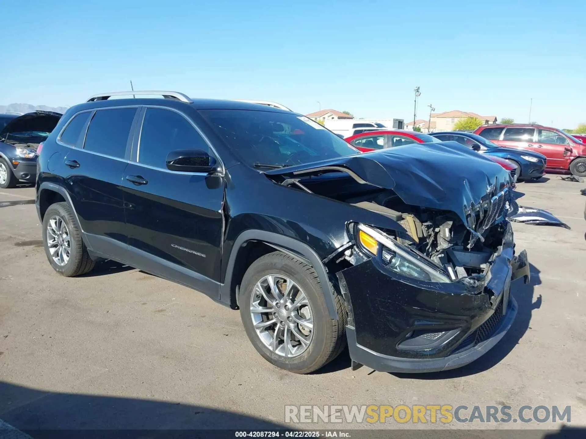 1 Photograph of a damaged car 1C4PJLLB9KD202938 JEEP CHEROKEE 2019