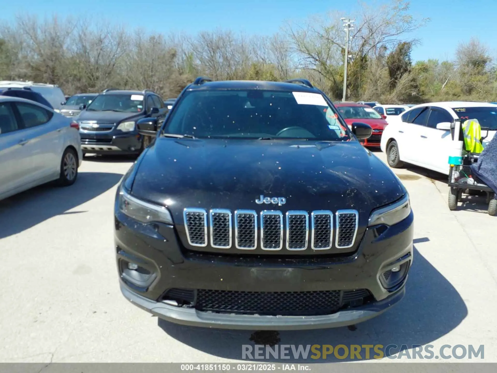 6 Photograph of a damaged car 1C4PJLLBXKD176124 JEEP CHEROKEE 2019