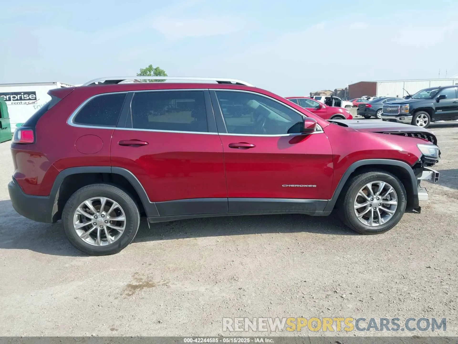 14 Photograph of a damaged car 1C4PJLLBXKD176673 JEEP CHEROKEE 2019