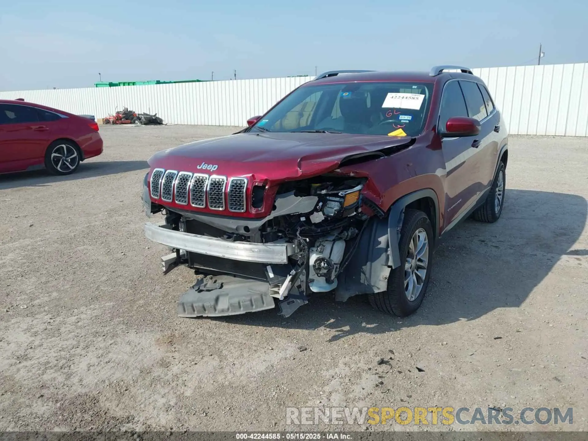 6 Photograph of a damaged car 1C4PJLLBXKD176673 JEEP CHEROKEE 2019
