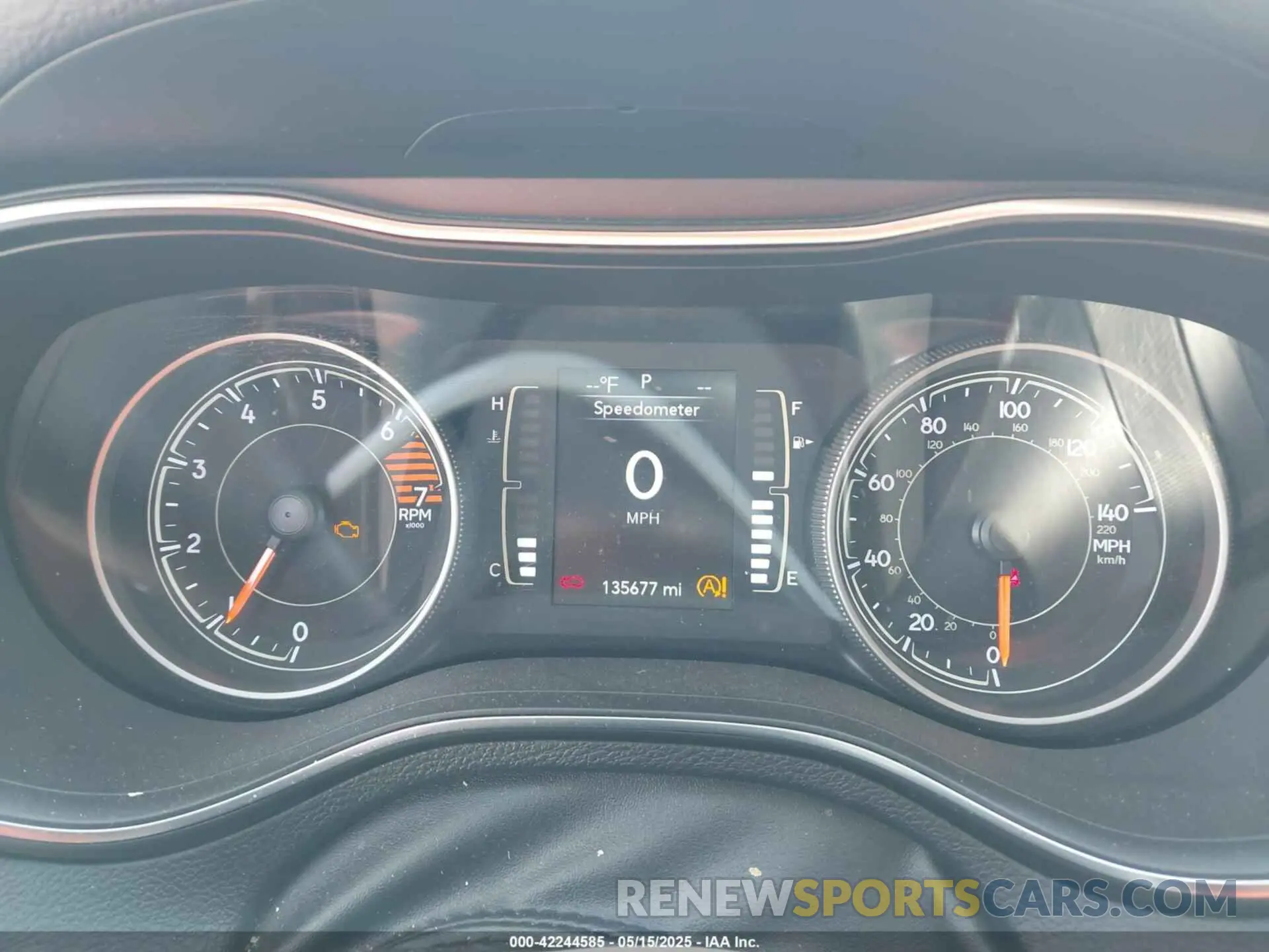 7 Photograph of a damaged car 1C4PJLLBXKD176673 JEEP CHEROKEE 2019
