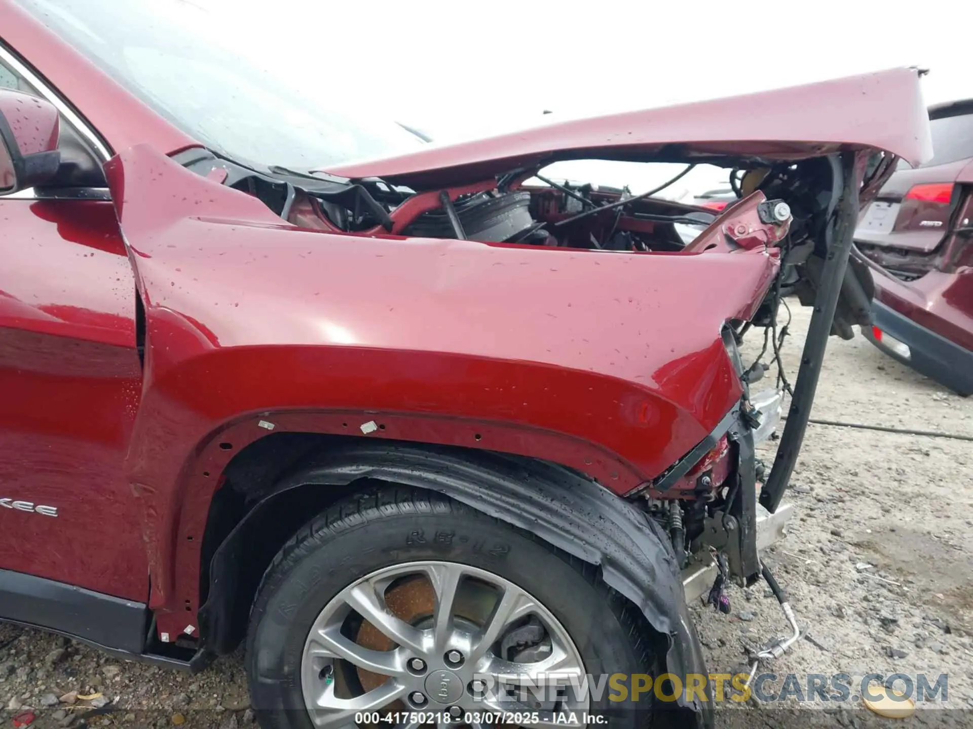 20 Photograph of a damaged car 1C4PJLLBXKD278488 JEEP CHEROKEE 2019