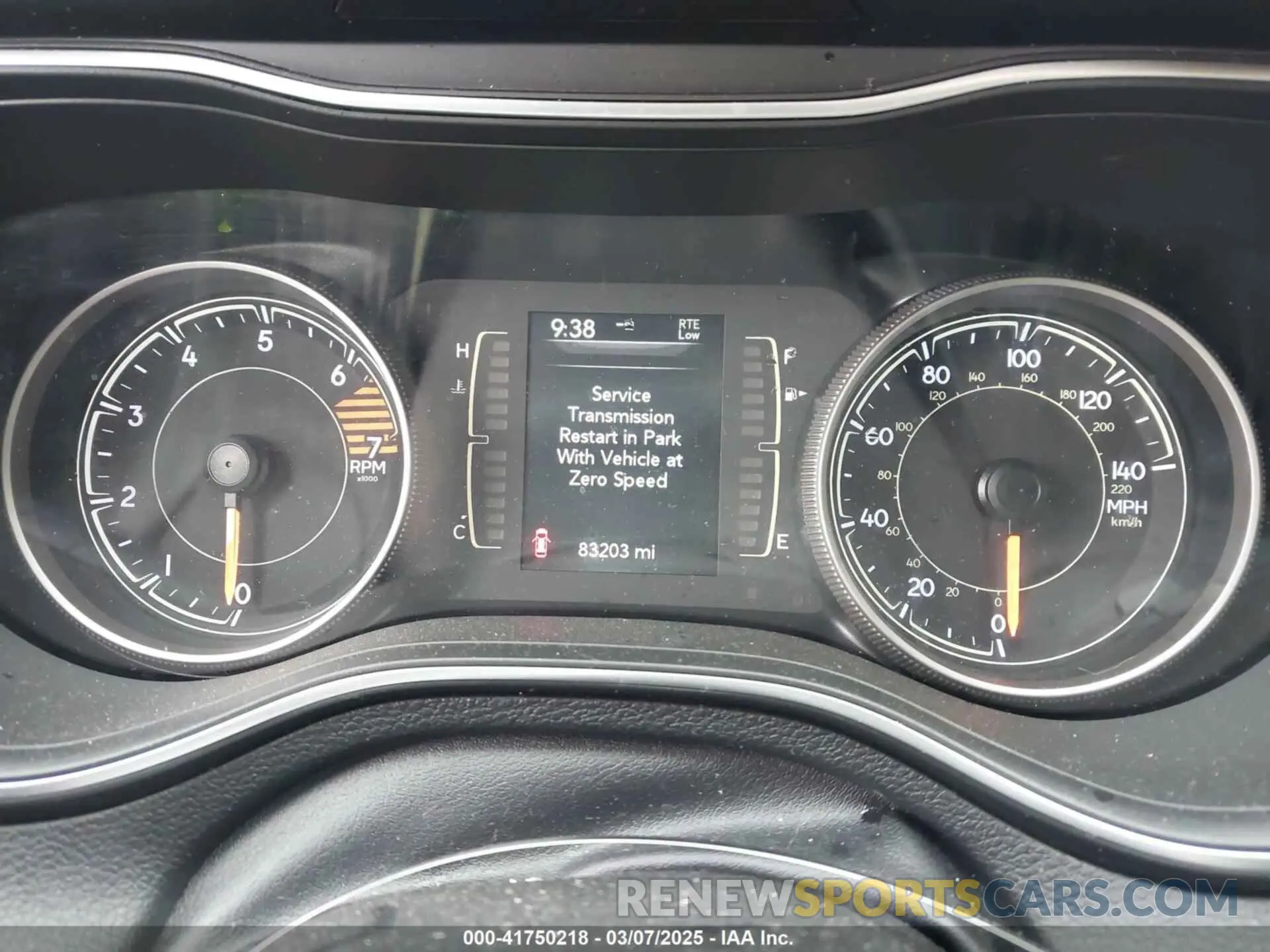 7 Photograph of a damaged car 1C4PJLLBXKD278488 JEEP CHEROKEE 2019