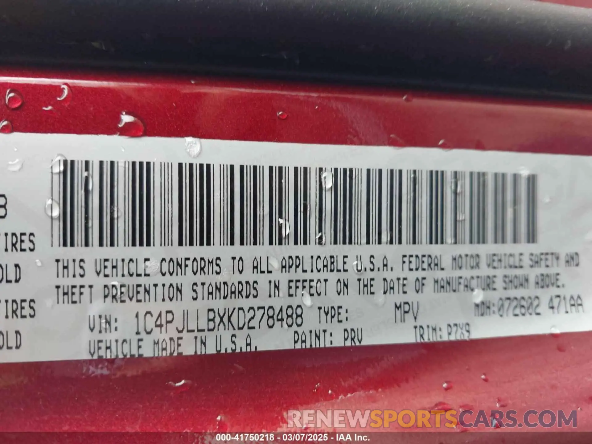 9 Photograph of a damaged car 1C4PJLLBXKD278488 JEEP CHEROKEE 2019