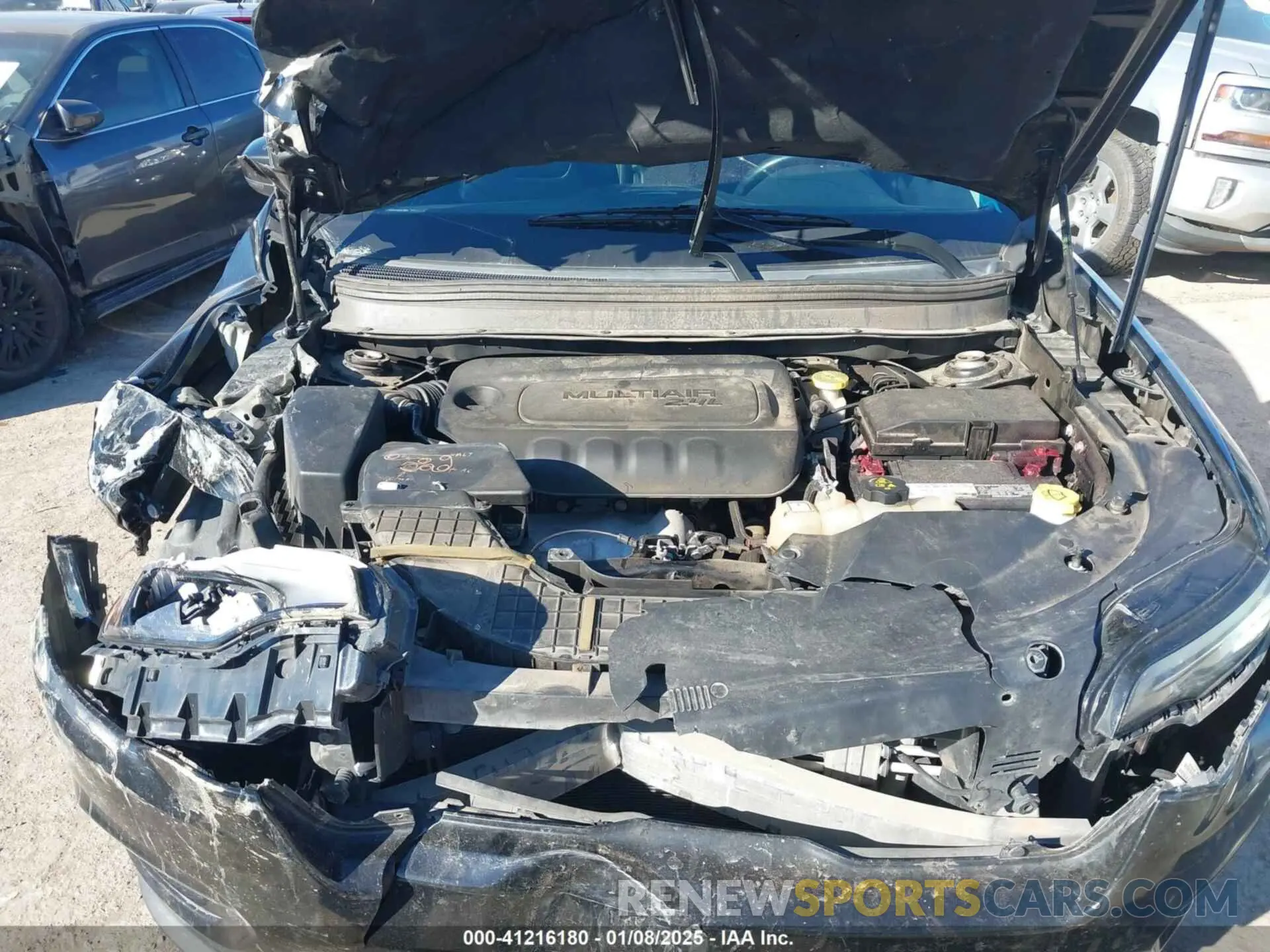 10 Photograph of a damaged car 1C4PJLLBXKD339287 JEEP CHEROKEE 2019