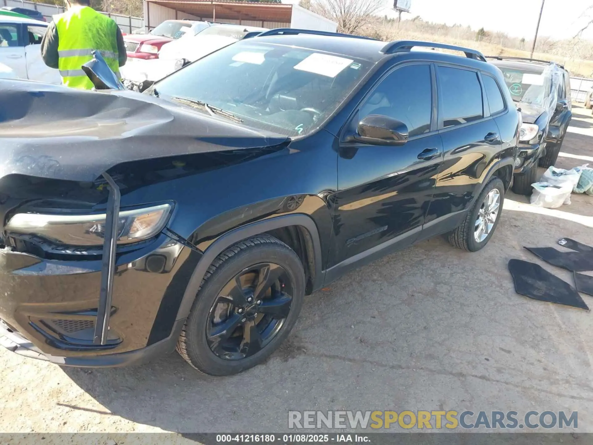 2 Photograph of a damaged car 1C4PJLLBXKD339287 JEEP CHEROKEE 2019