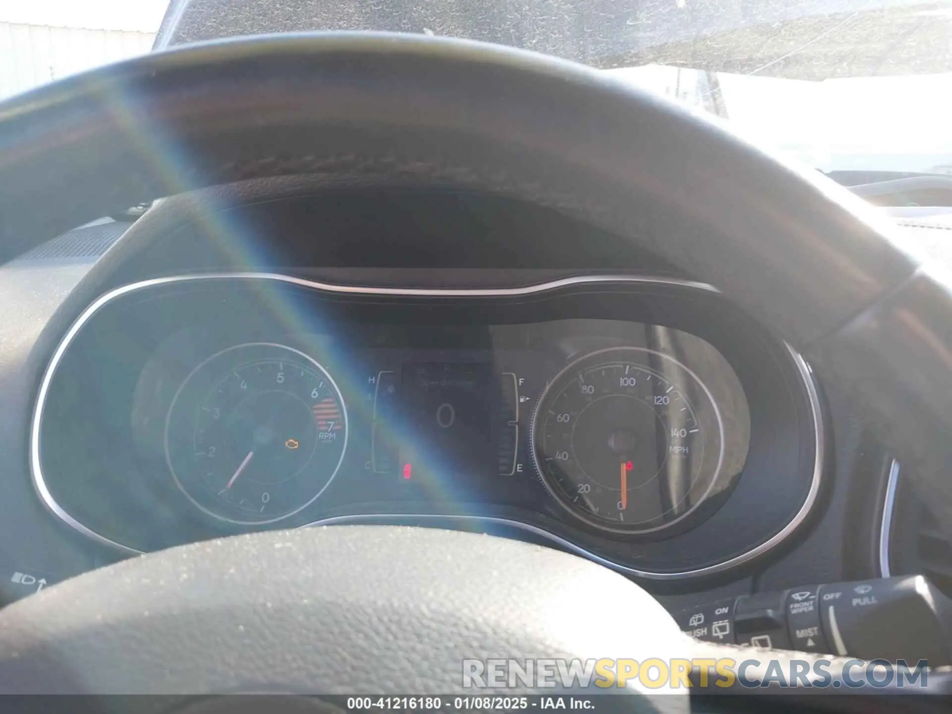 7 Photograph of a damaged car 1C4PJLLBXKD339287 JEEP CHEROKEE 2019