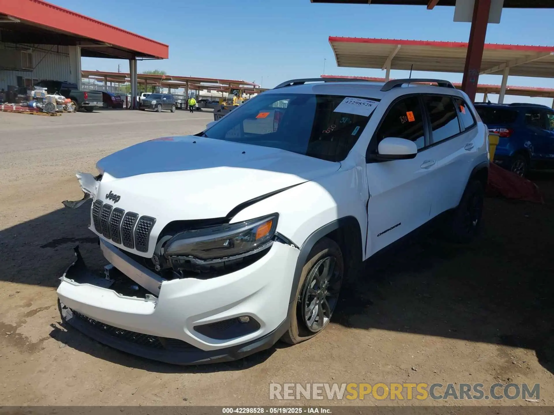 2 Photograph of a damaged car 1C4PJLLN9KD175492 JEEP CHEROKEE 2019