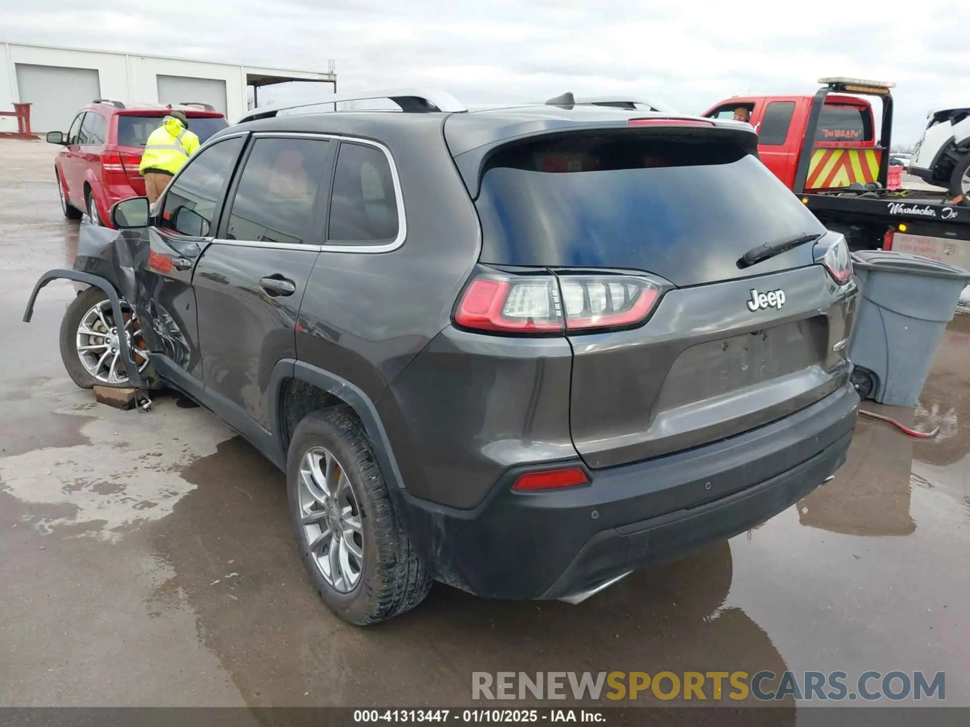 3 Photograph of a damaged car 1C4PJLLX1KD241874 JEEP CHEROKEE 2019