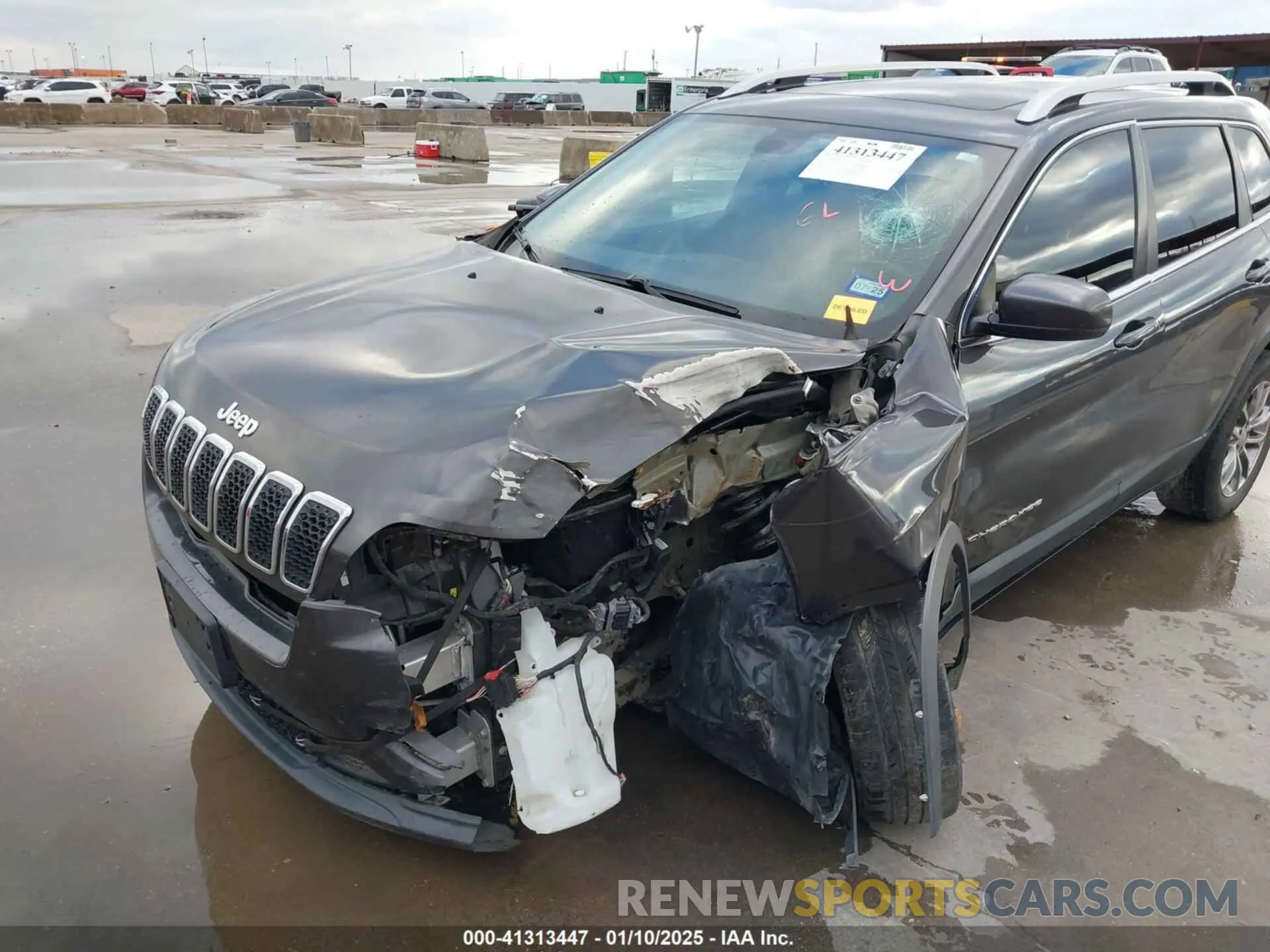 6 Photograph of a damaged car 1C4PJLLX1KD241874 JEEP CHEROKEE 2019