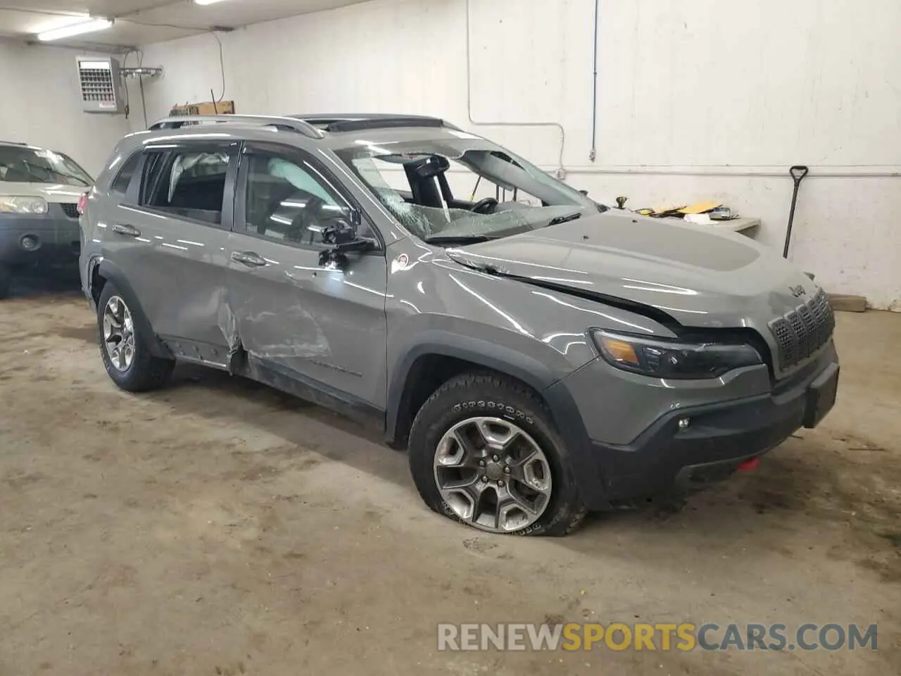4 Photograph of a damaged car 1C4PJMBN2KD486964 JEEP CHEROKEE 2019