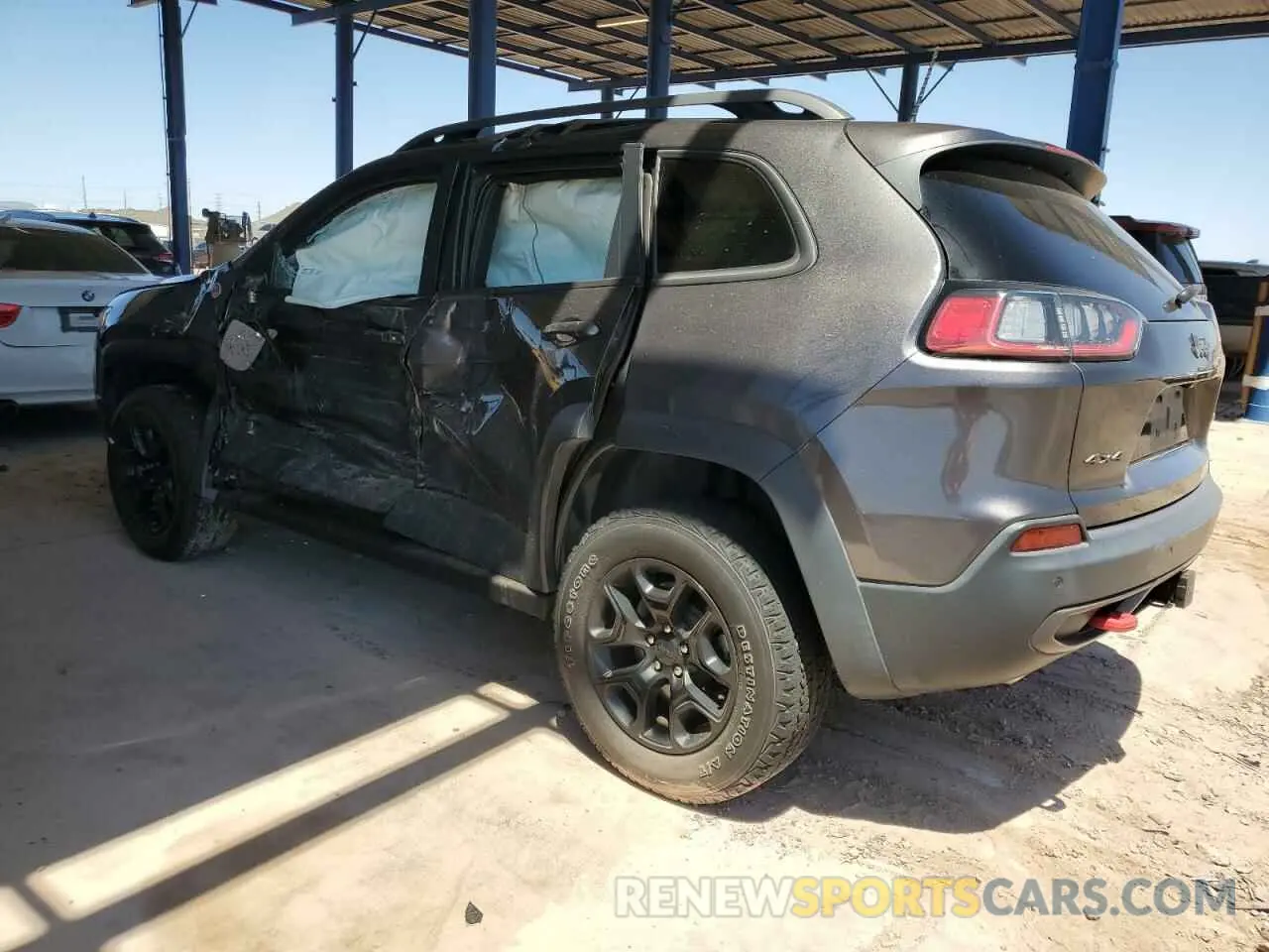 2 Photograph of a damaged car 1C4PJMBN4KD300180 JEEP CHEROKEE 2019