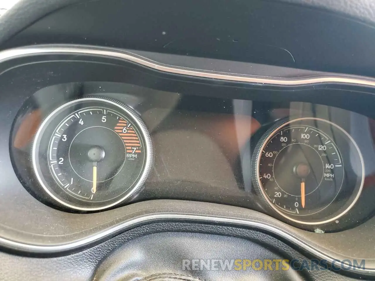 9 Photograph of a damaged car 1C4PJMBN4KD300180 JEEP CHEROKEE 2019
