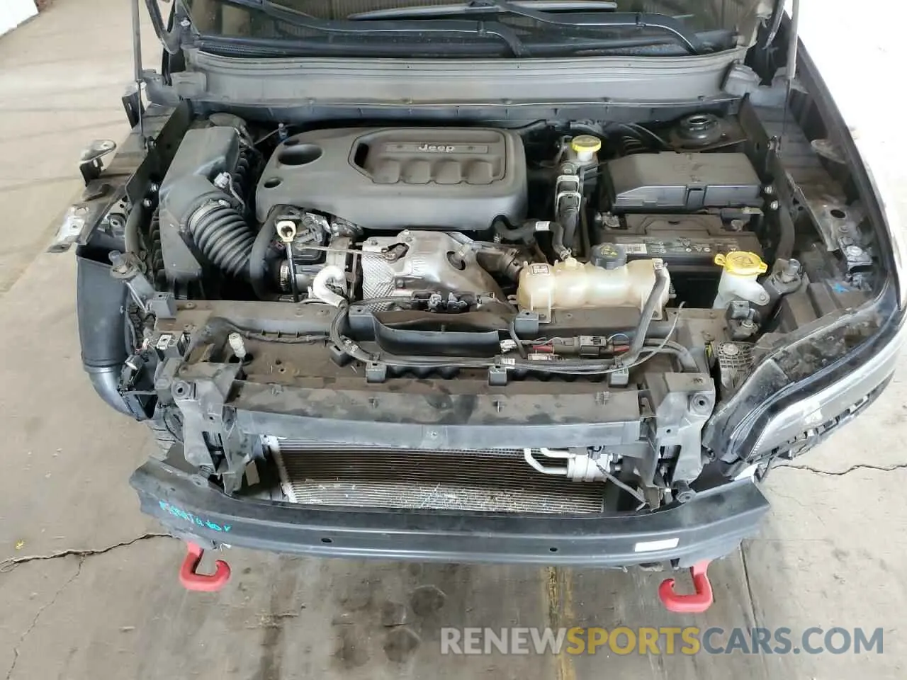 11 Photograph of a damaged car 1C4PJMBN6KD177840 JEEP CHEROKEE 2019