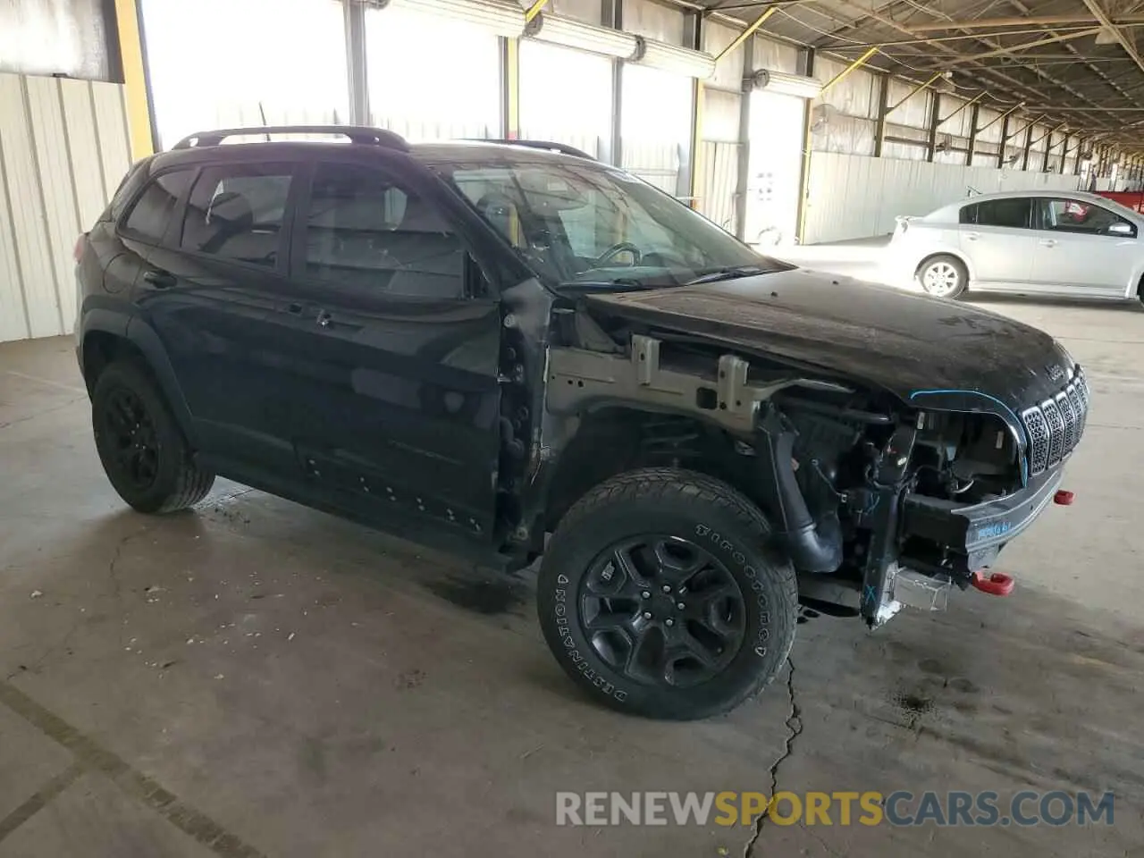 4 Photograph of a damaged car 1C4PJMBN6KD177840 JEEP CHEROKEE 2019
