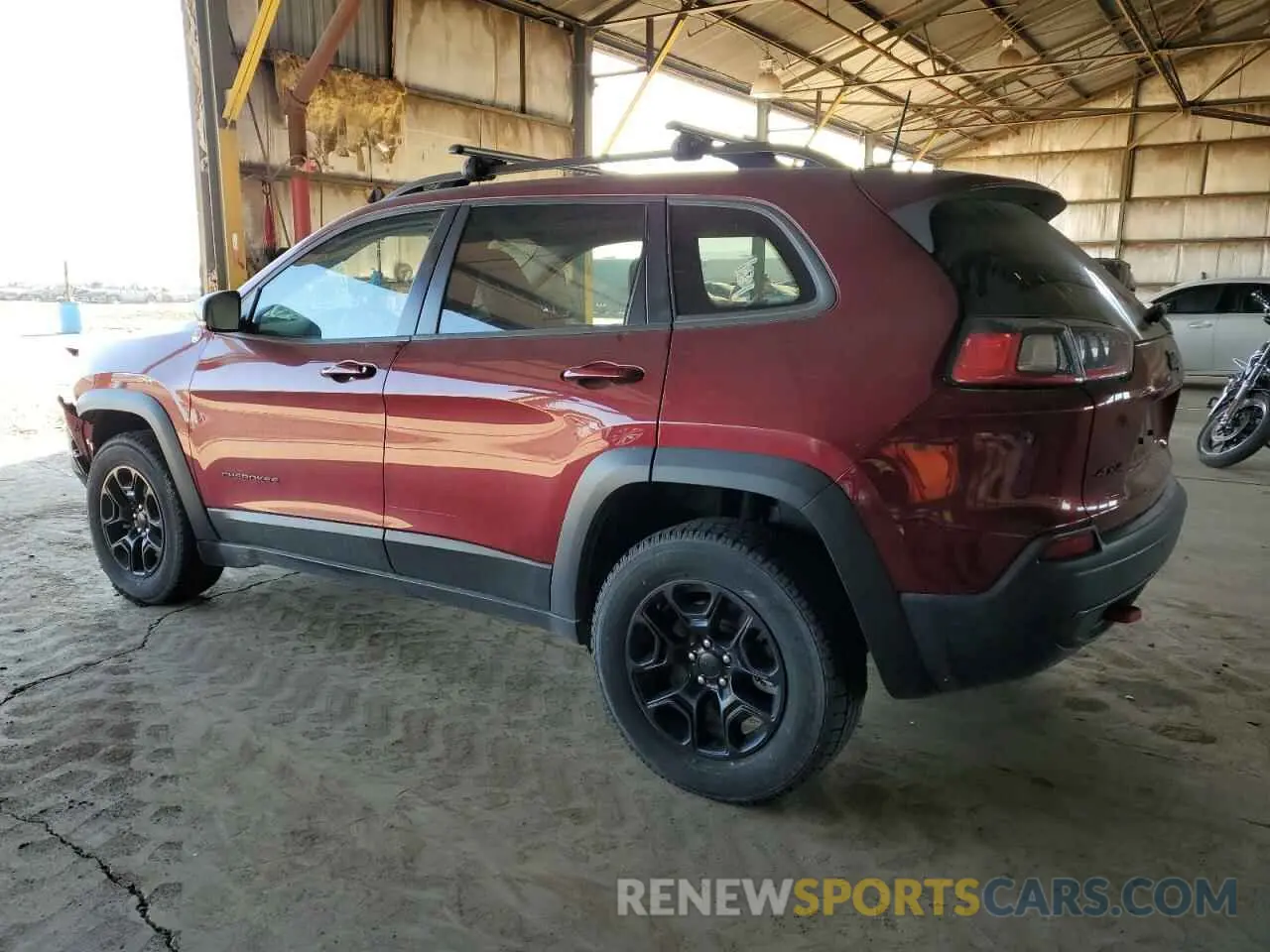 2 Photograph of a damaged car 1C4PJMBN7KD163235 JEEP CHEROKEE 2019