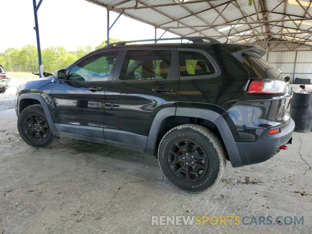 2 Photograph of a damaged car 1C4PJMBN7KD374676 JEEP CHEROKEE 2019
