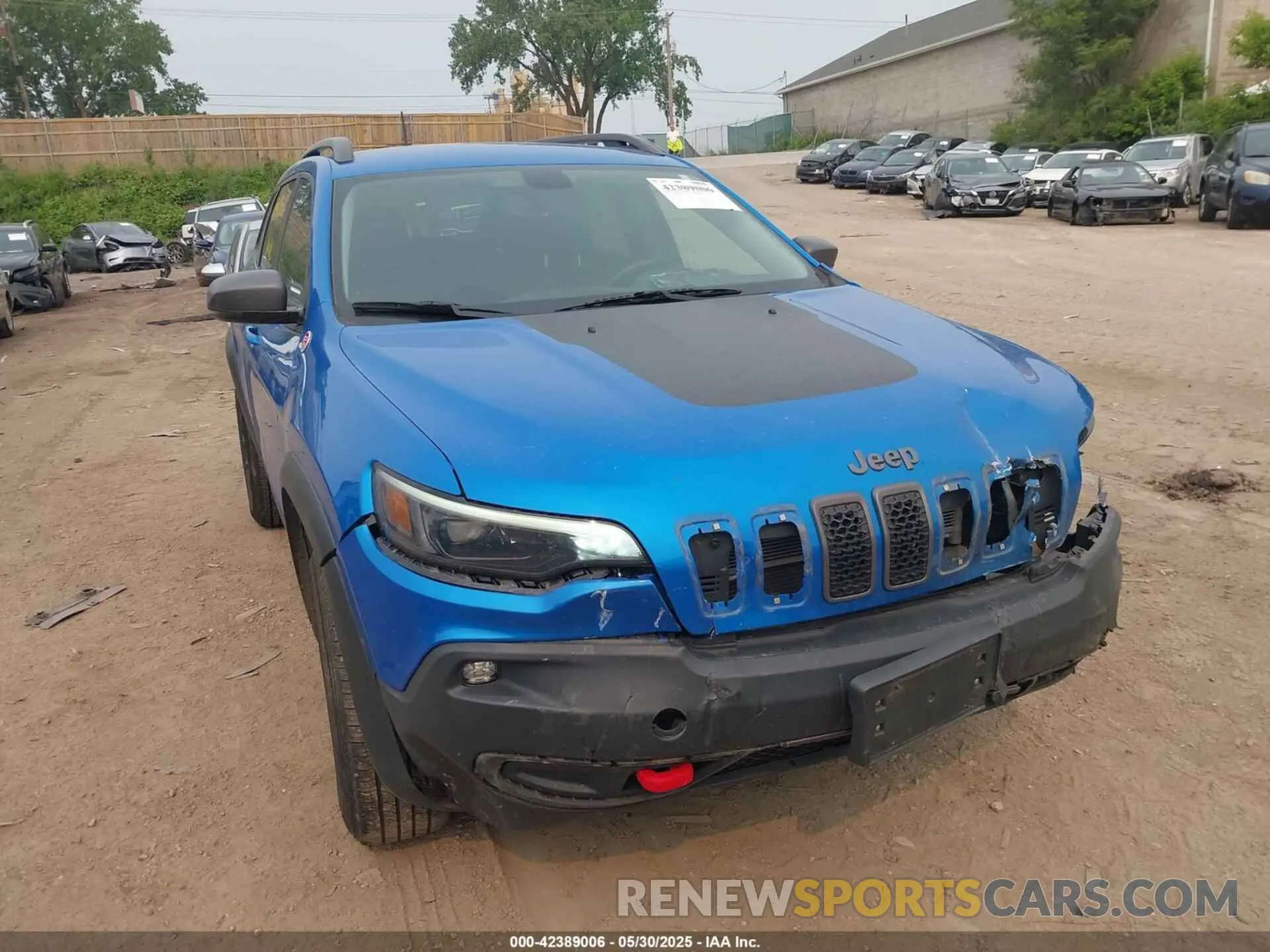 6 Photograph of a damaged car 1C4PJMBN9KD258508 JEEP CHEROKEE 2019