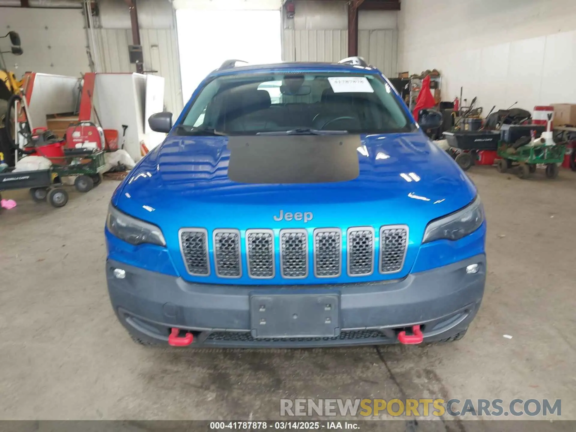 12 Photograph of a damaged car 1C4PJMBX0KD168097 JEEP CHEROKEE 2019
