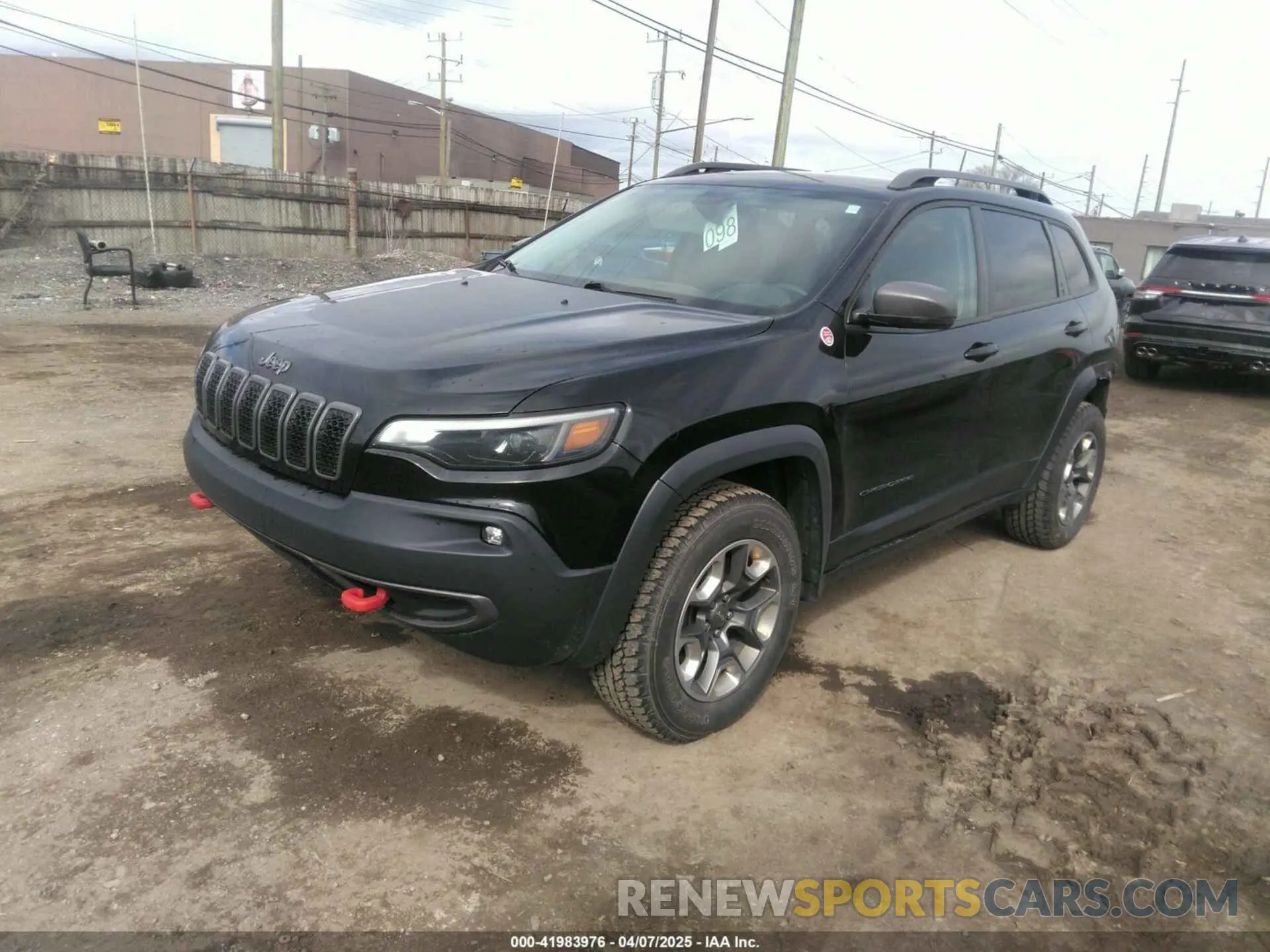 2 Photograph of a damaged car 1C4PJMBX1KD331128 JEEP CHEROKEE 2019
