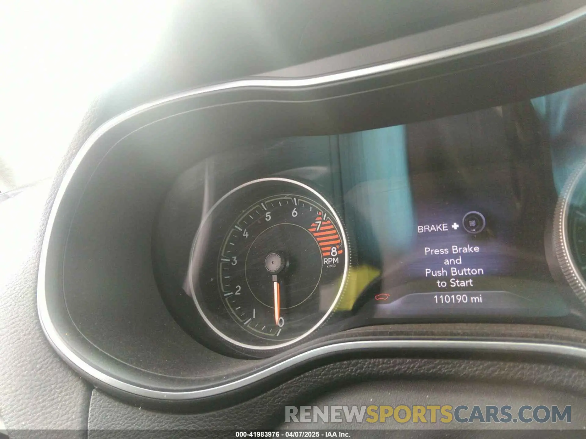 7 Photograph of a damaged car 1C4PJMBX1KD331128 JEEP CHEROKEE 2019