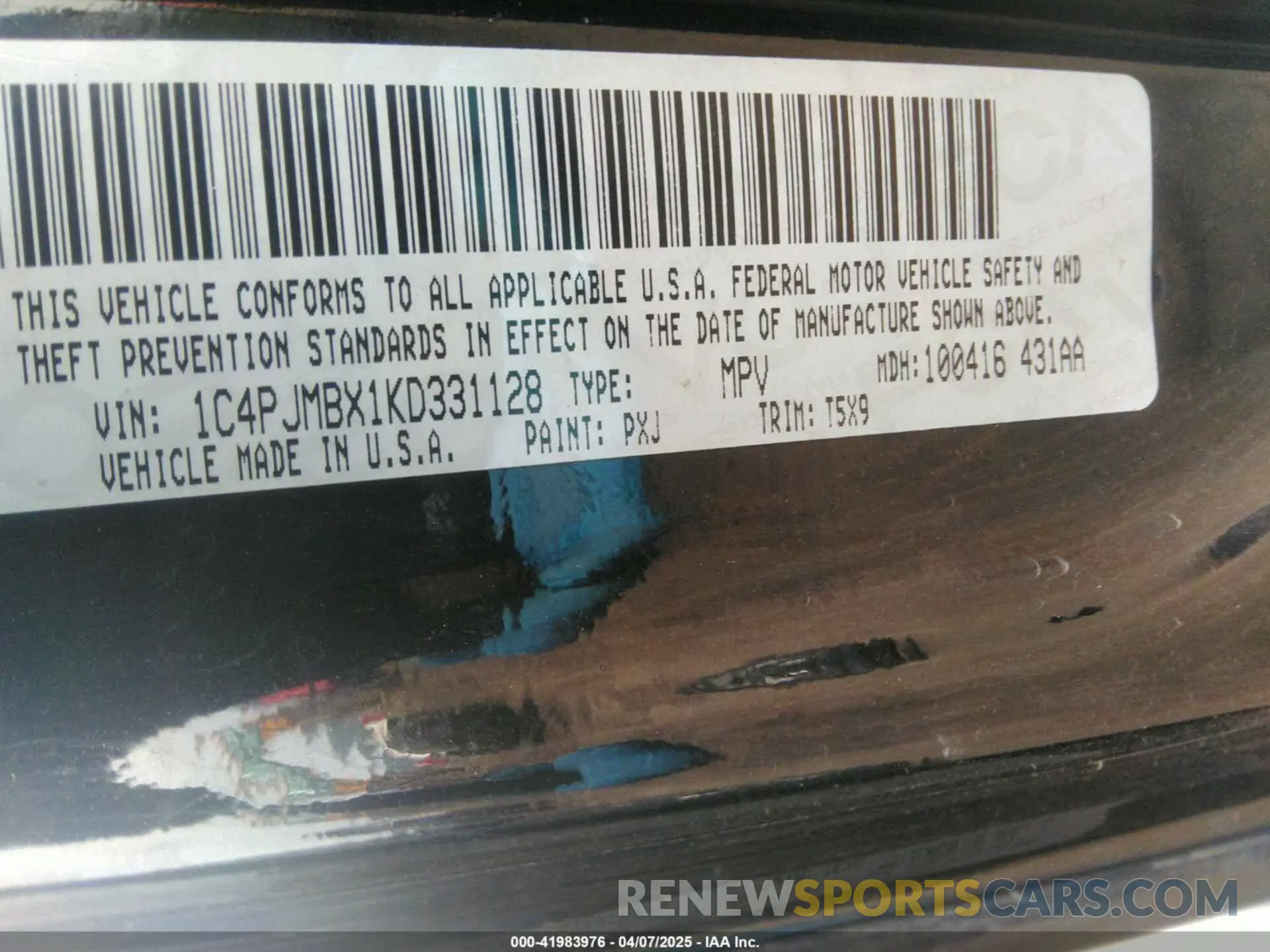 9 Photograph of a damaged car 1C4PJMBX1KD331128 JEEP CHEROKEE 2019