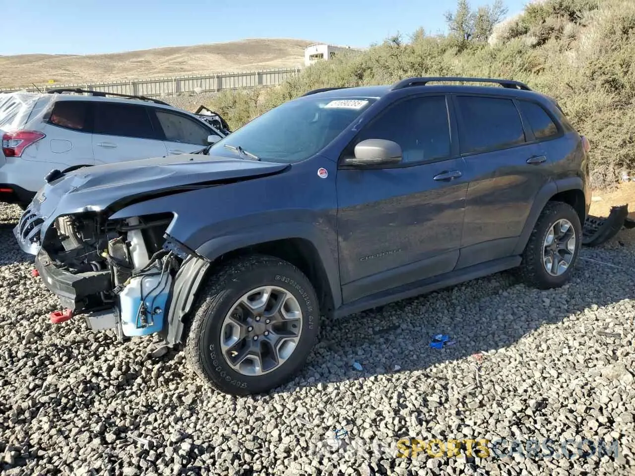1 Photograph of a damaged car 1C4PJMBX1KD468702 JEEP CHEROKEE 2019