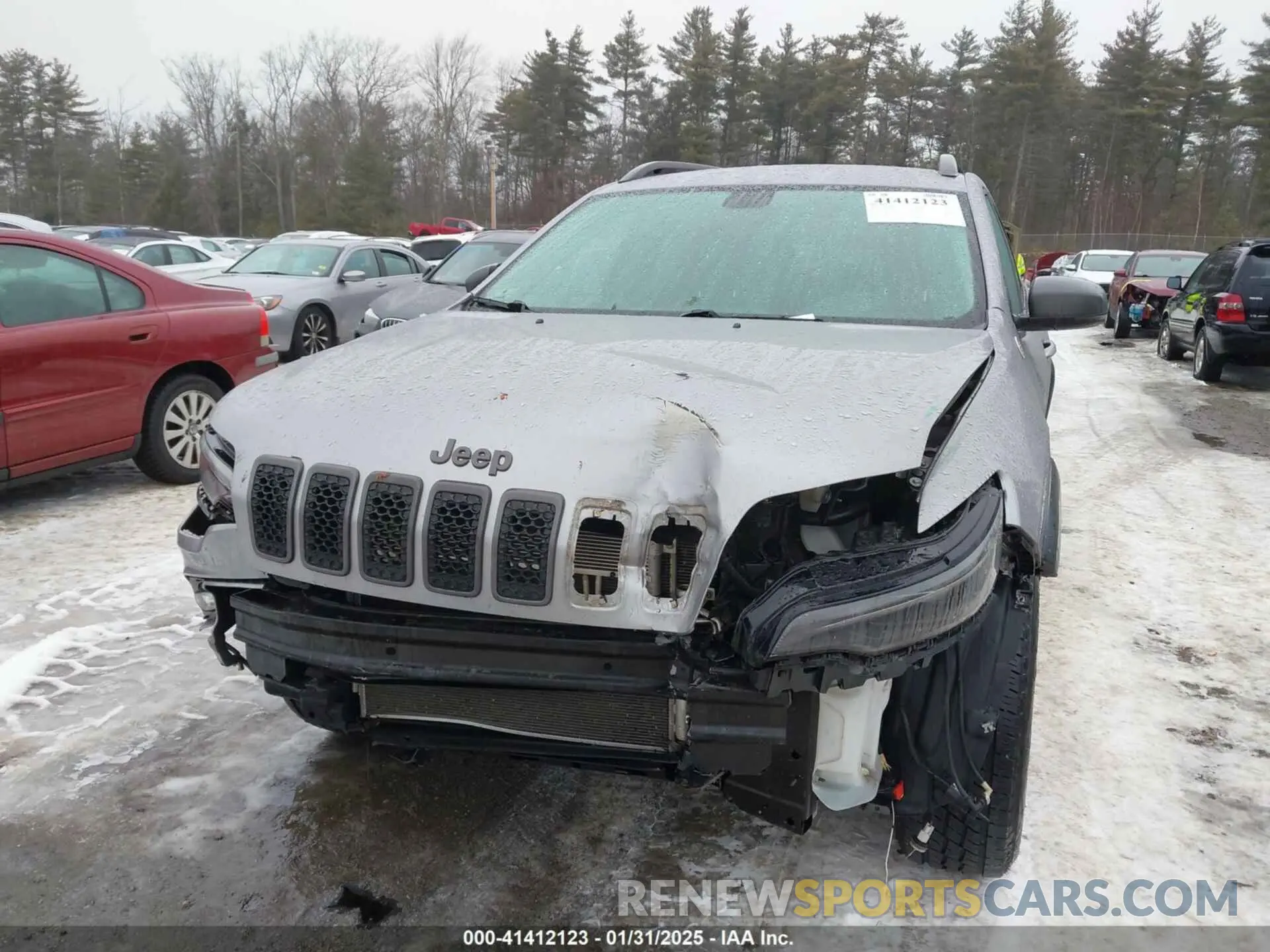 6 Photograph of a damaged car 1C4PJMBX2KD298169 JEEP CHEROKEE 2019