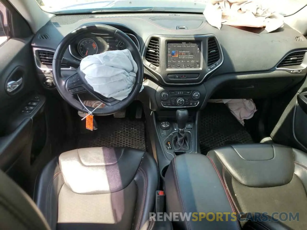 8 Photograph of a damaged car 1C4PJMBX2KD341540 JEEP CHEROKEE 2019