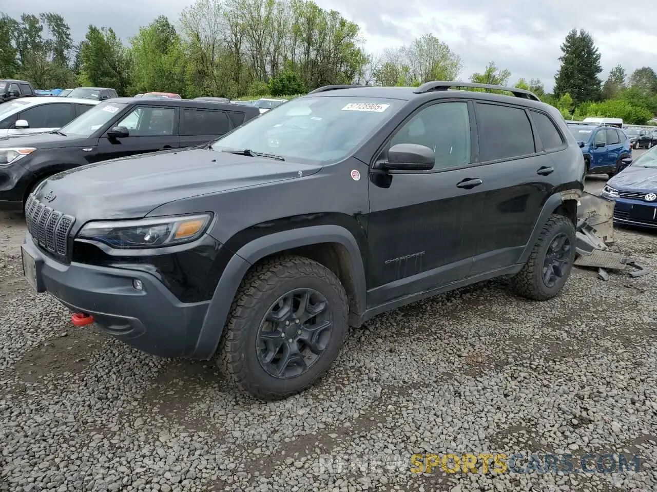 1 Photograph of a damaged car 1C4PJMBX4KD121641 JEEP CHEROKEE 2019
