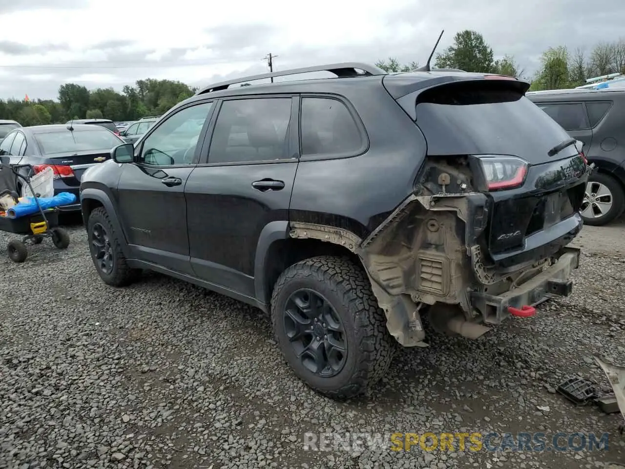 2 Photograph of a damaged car 1C4PJMBX4KD121641 JEEP CHEROKEE 2019