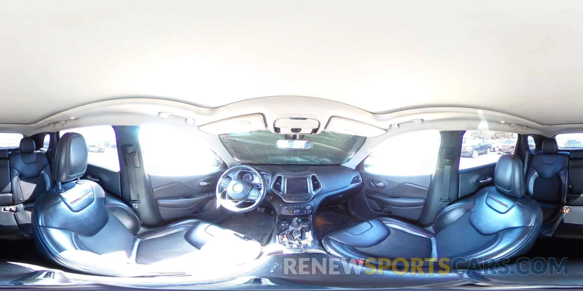 13 Photograph of a damaged car 1C4PJMBX4KD131120 JEEP CHEROKEE 2019