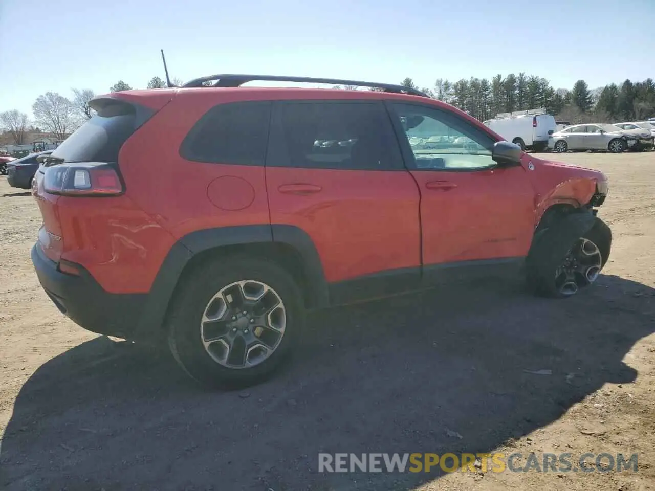 3 Photograph of a damaged car 1C4PJMBX4KD131120 JEEP CHEROKEE 2019