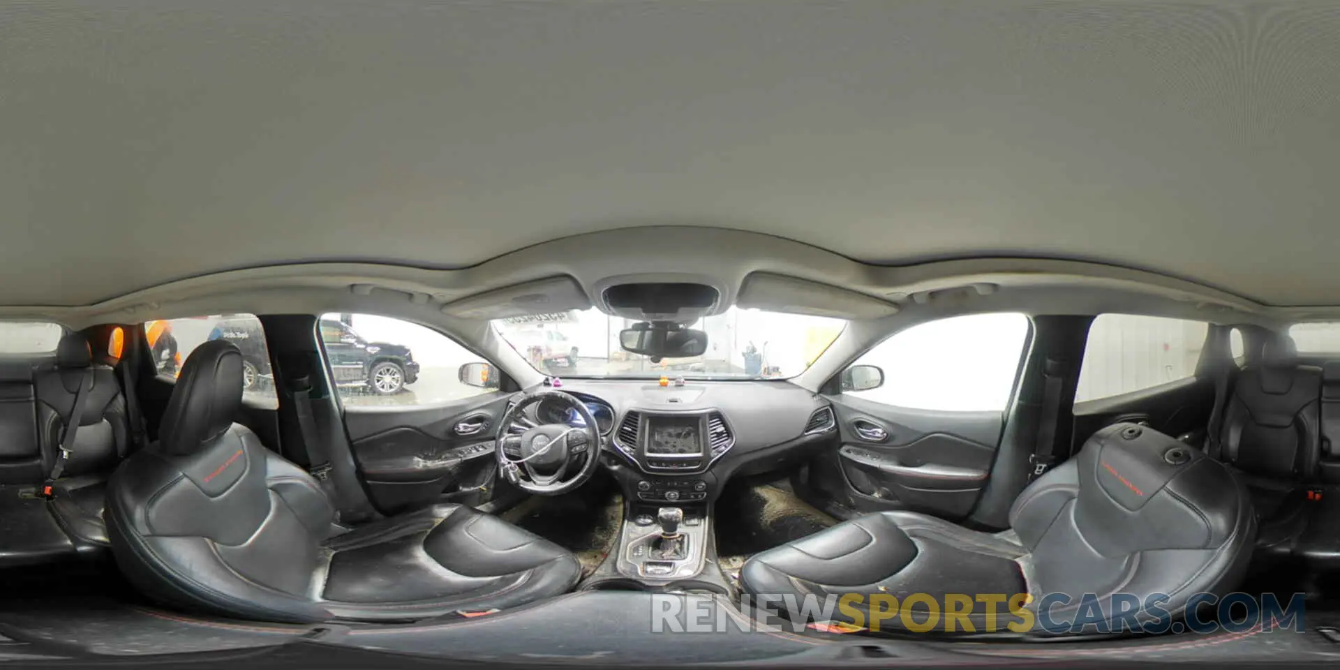 13 Photograph of a damaged car 1C4PJMBX4KD138598 JEEP CHEROKEE 2019