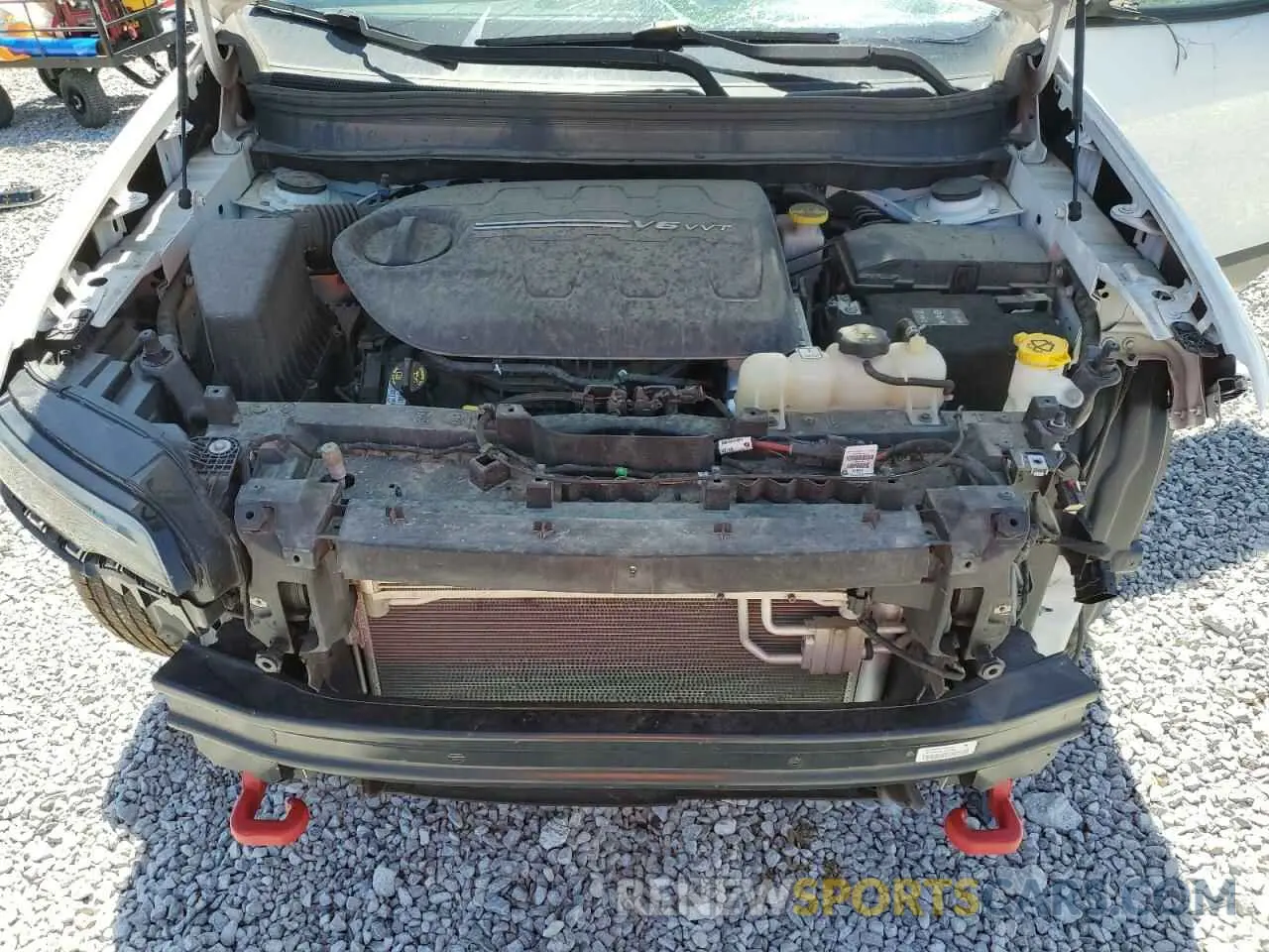 12 Photograph of a damaged car 1C4PJMBX4KD279087 JEEP CHEROKEE 2019