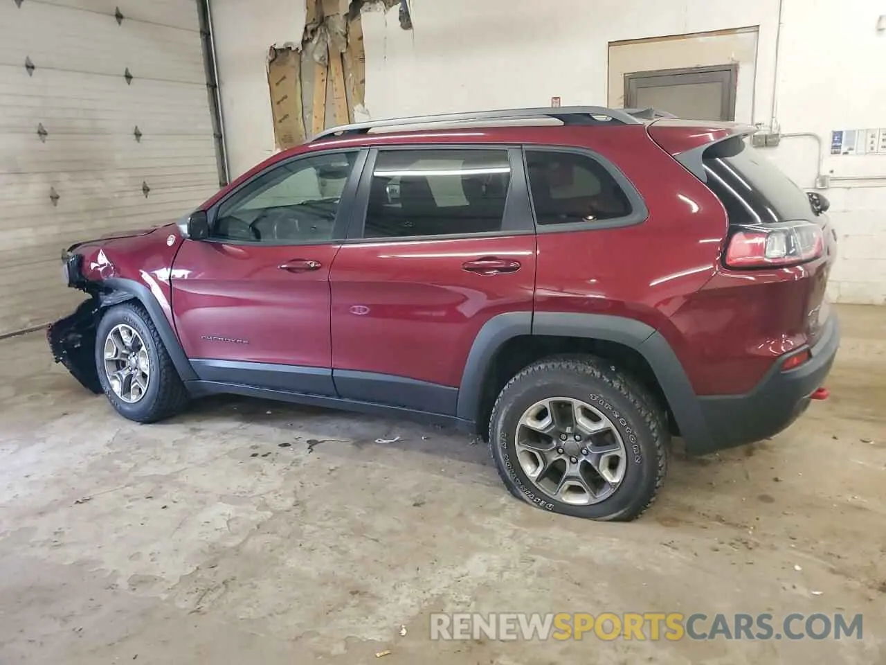 2 Photograph of a damaged car 1C4PJMBX4KD361675 JEEP CHEROKEE 2019